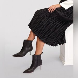 Christian Louboutin Epic Booty Leather Ankle‎ Boots 70